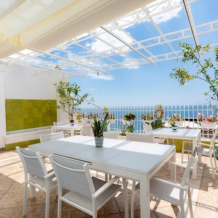 Casa Nilde Nocleg ze śniadaniem Positano