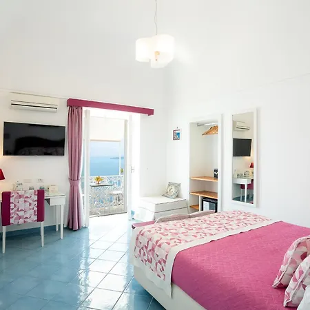 ベッド・アンド・ブレックファスト カーサ ニルデ