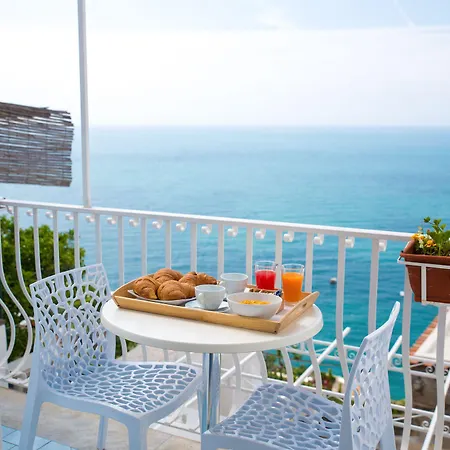 ベッド・アンド・ブレックファスト カーサ ニルデ 4*