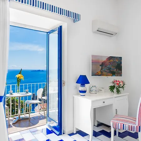 Casa Nilde Nocleg ze śniadaniem 4*