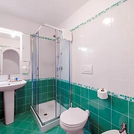 Casa Nilde Alojamento de Acomodação e Pequeno-almoço 4*
