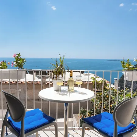 Bed & Breakfast Casa Nilde 4*