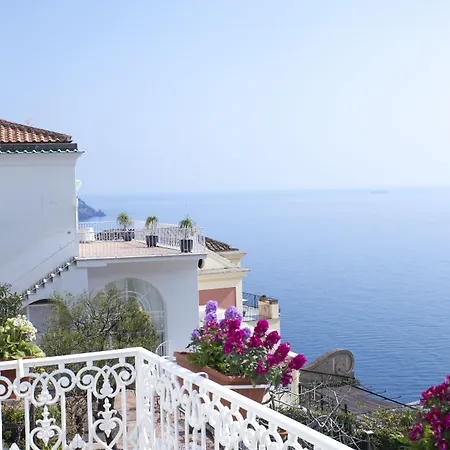 Alojamento de Acomodação e Pequeno-almoço Casa Nilde 4*