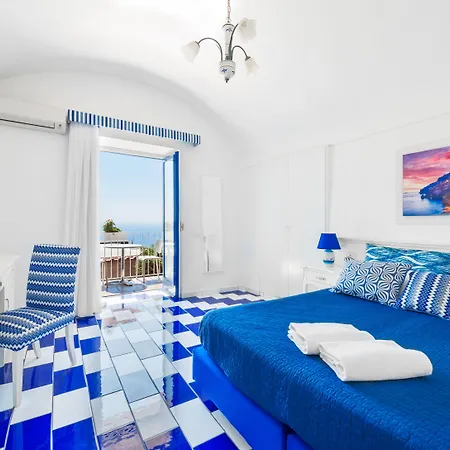 Alojamento de Acomodação e Pequeno-almoço Casa Nilde Positano